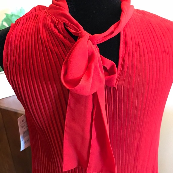 Zara Red Pleated Top with Tie Closure - Picture 6 of 15